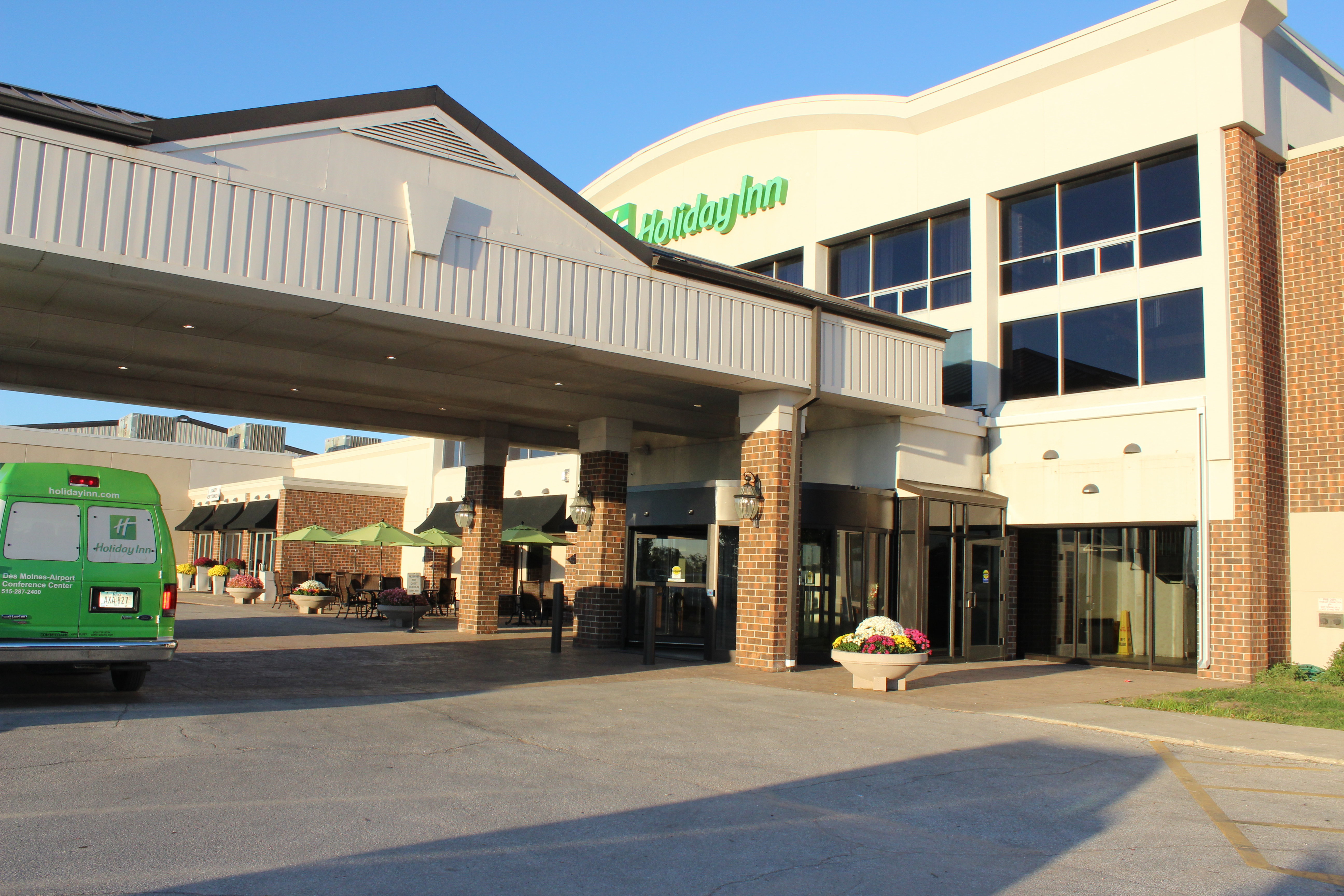 Holiday Inn Des Moines Airport Conf Center 72/79