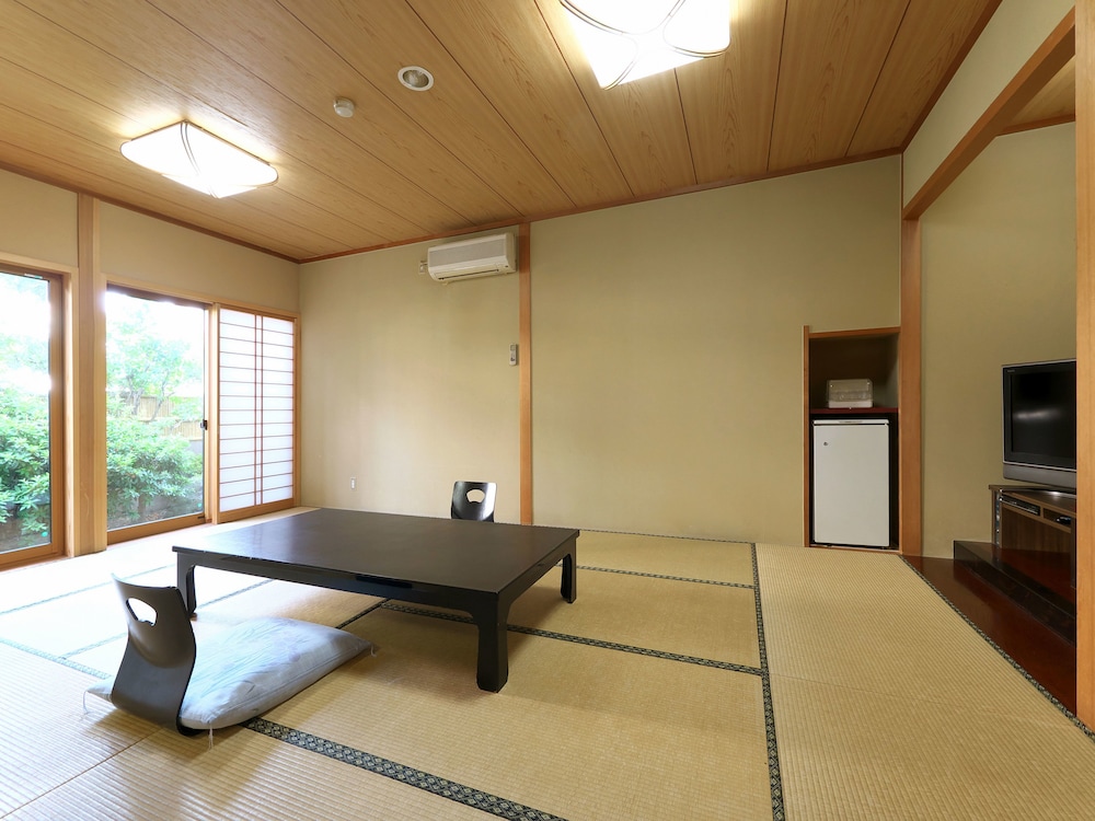 Awarano Yuraku 3/31