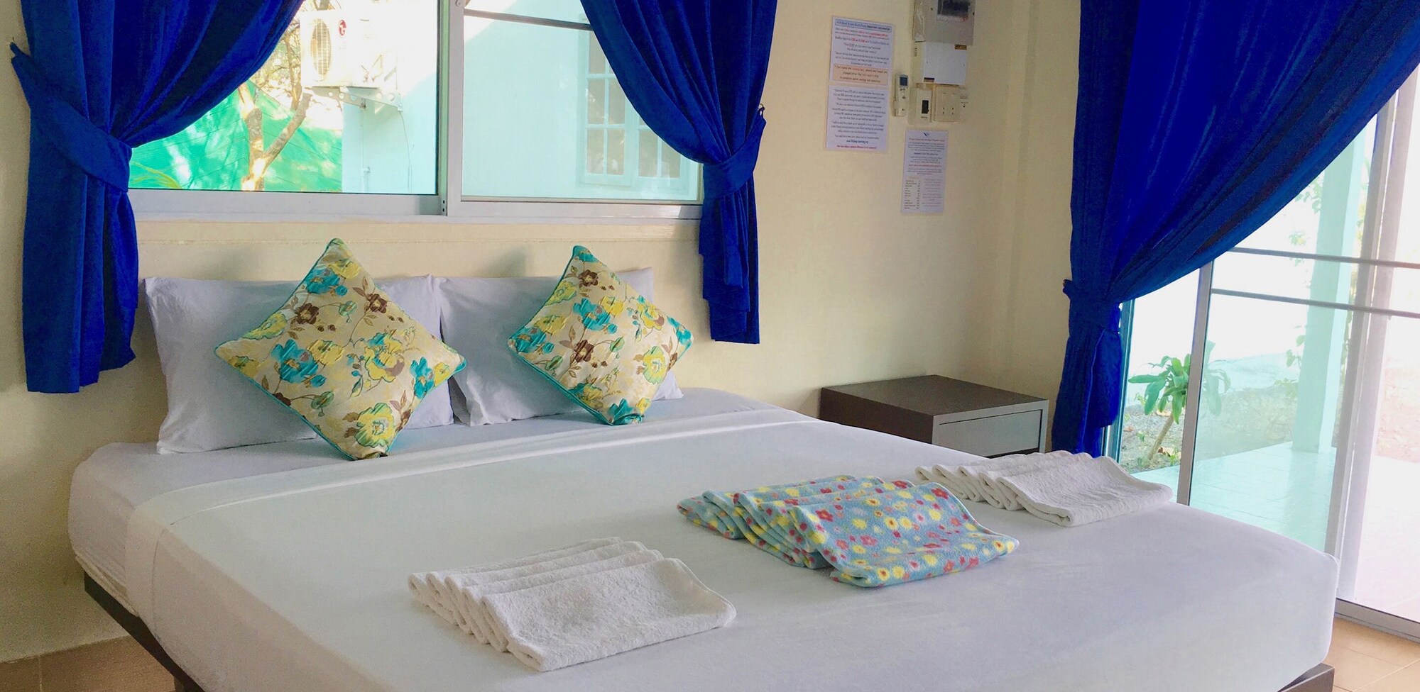 Garden Villa, Queen Bed