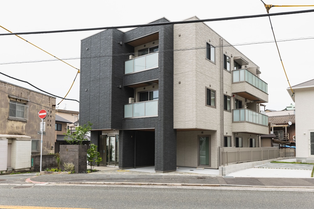 Grand Base Mojiko 34/41