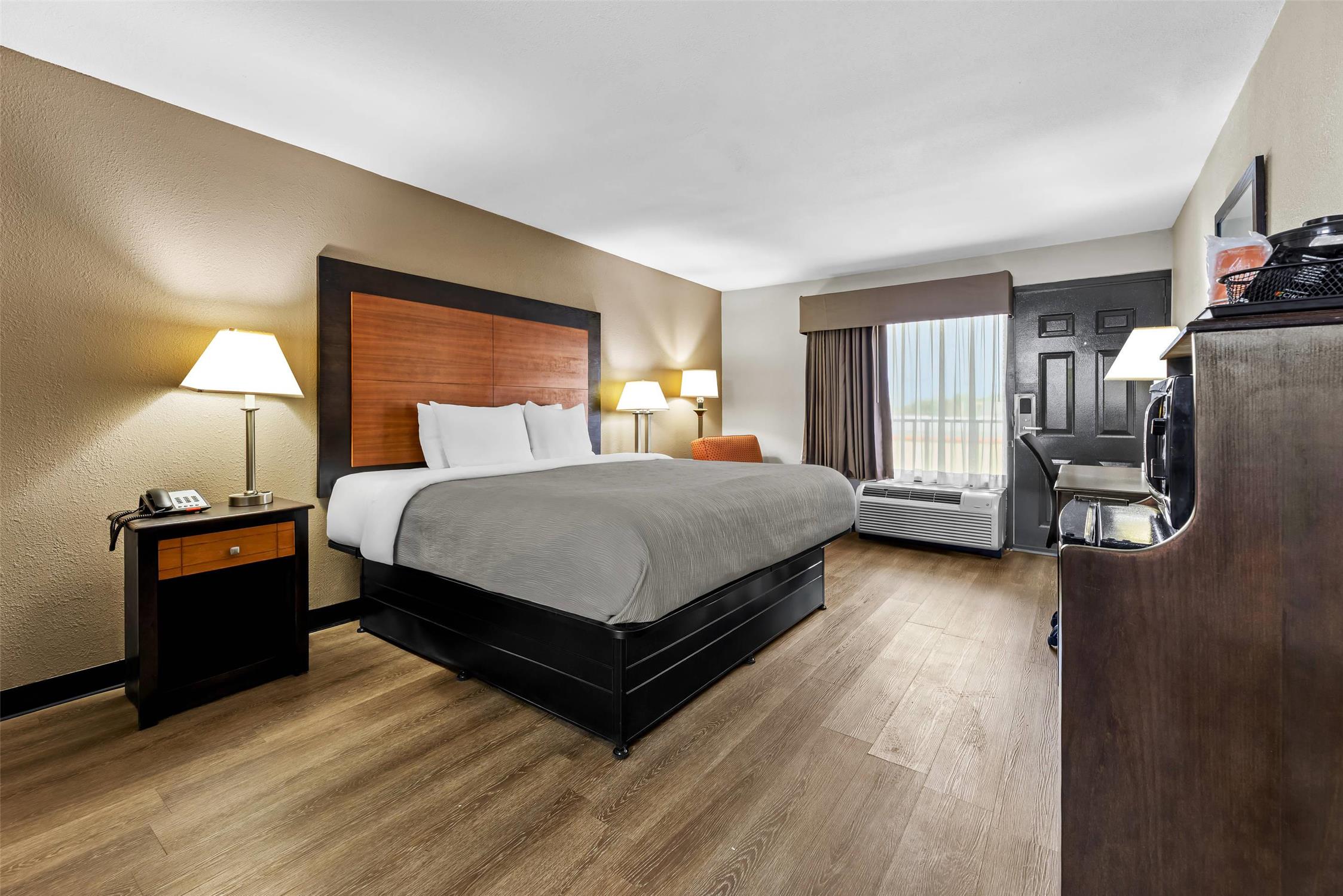 غرفة بسرير كينج، Quality Inn Richland - Jackson South 3/8