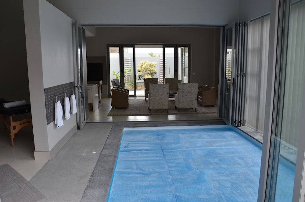 Be Still Accommodation 17/35