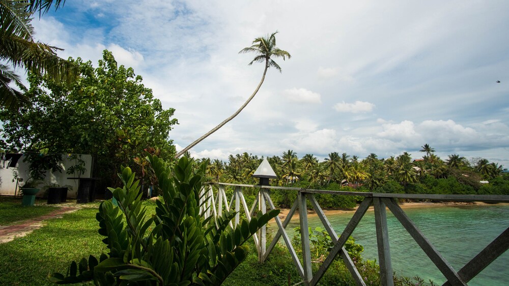 Dinsara Pearl Villa 40/50