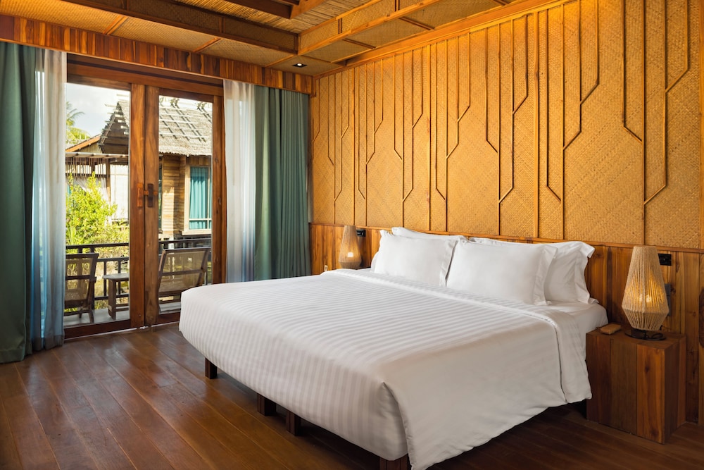 Lagoon Grand Deluxe
