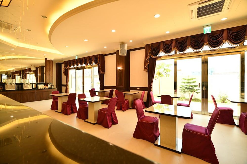 Chuan Cheng Castle Hotel 36/44