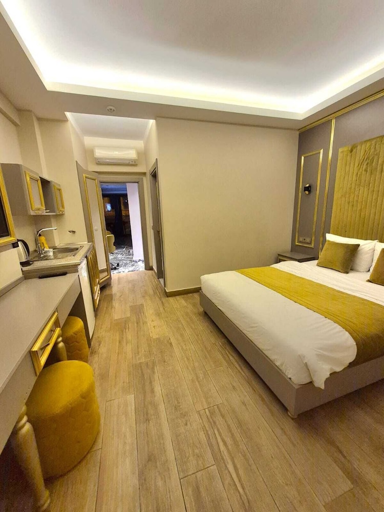 Taksim La Marino Hotel 17/50