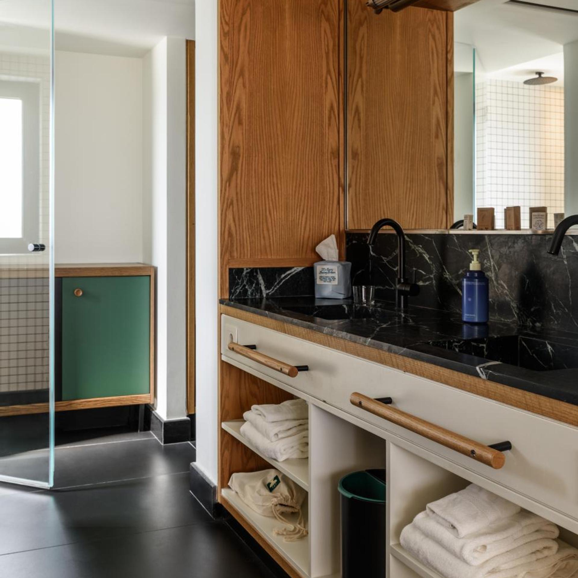 جناح رئاسي، FENIX HOTEL 5/7