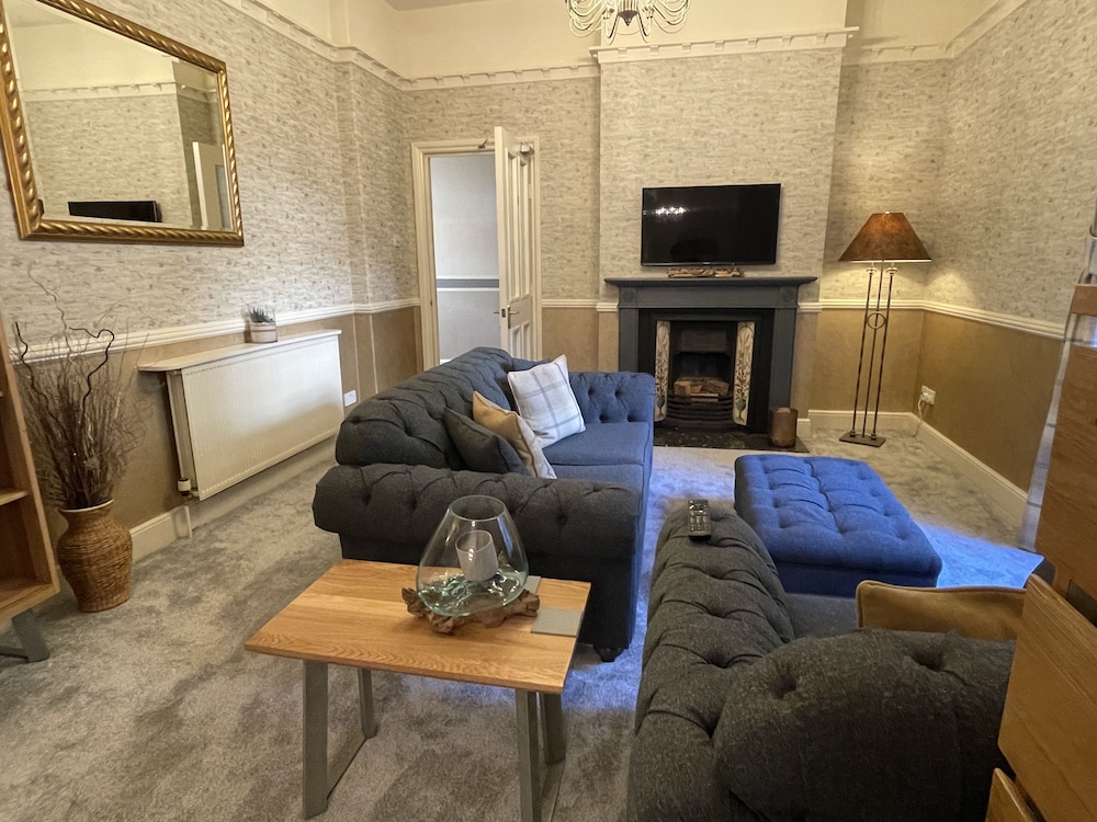 Lynton House 36/50
