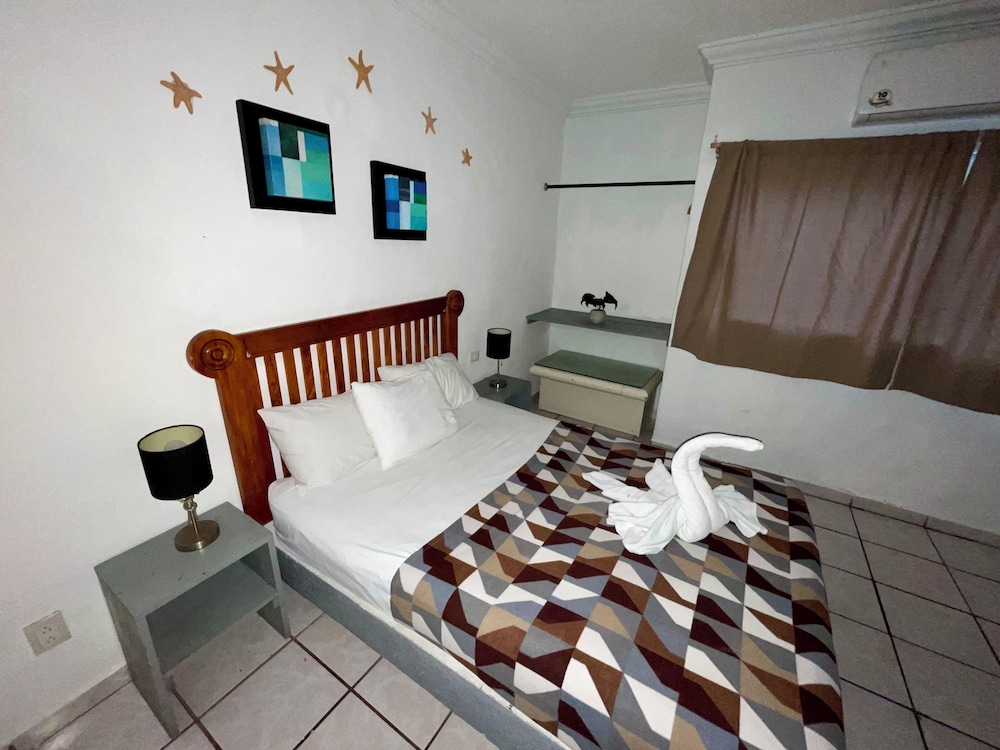 Hotel Chi Ibal Hu Cancun 16/33
