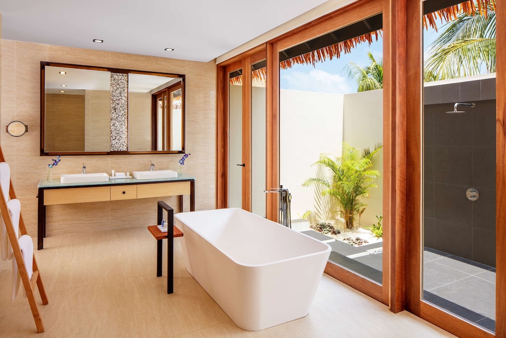 Radisson Blu Resort Maldives 45/72