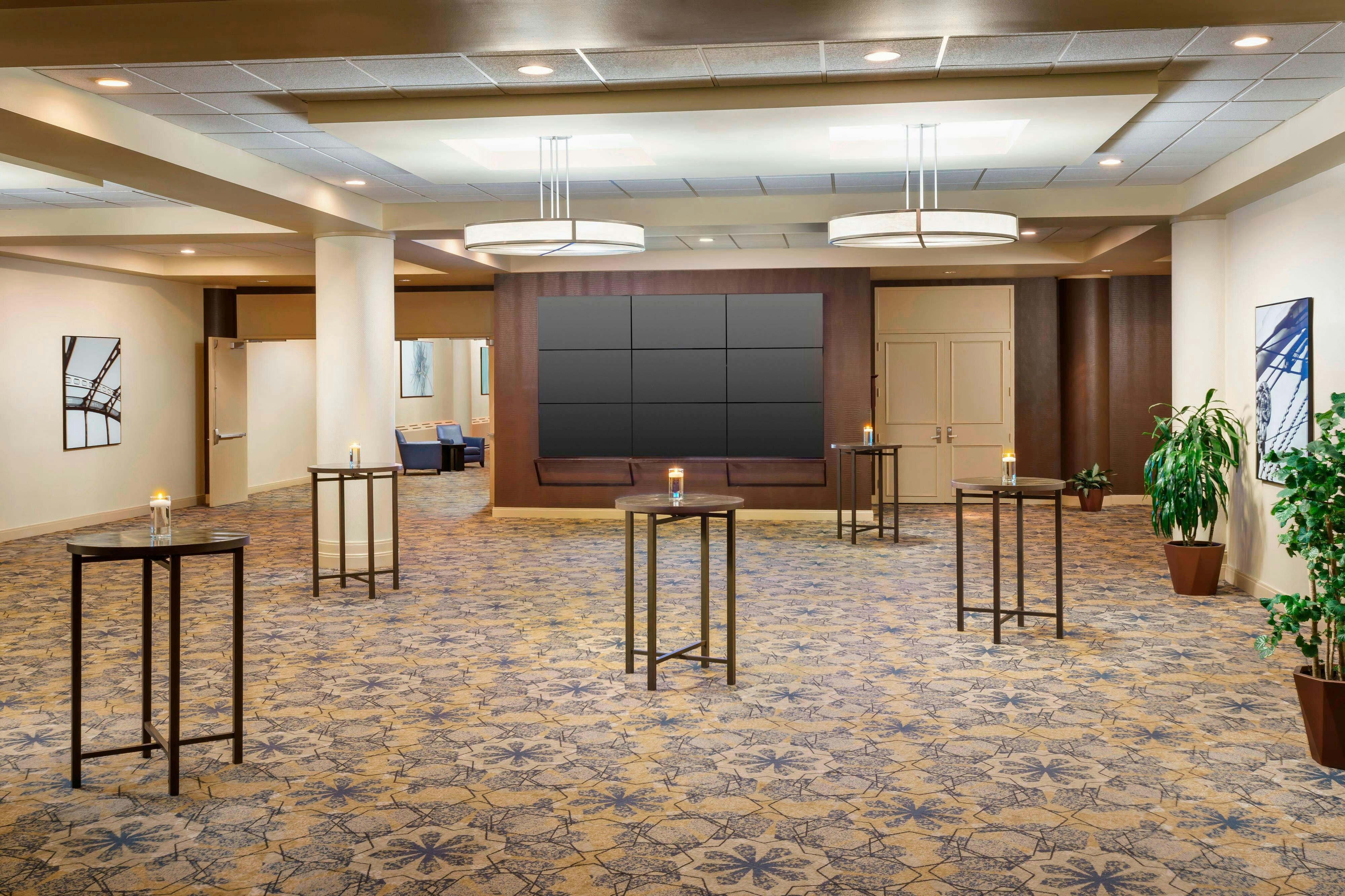 Sheraton Baltimore North Hotel 27/29