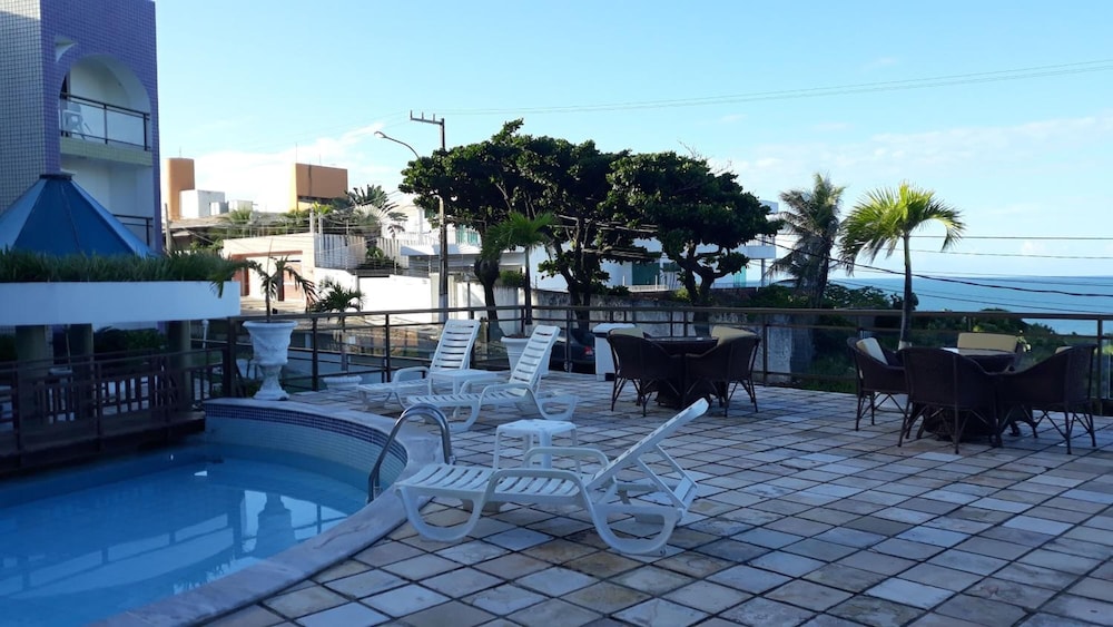 swimming pool spa