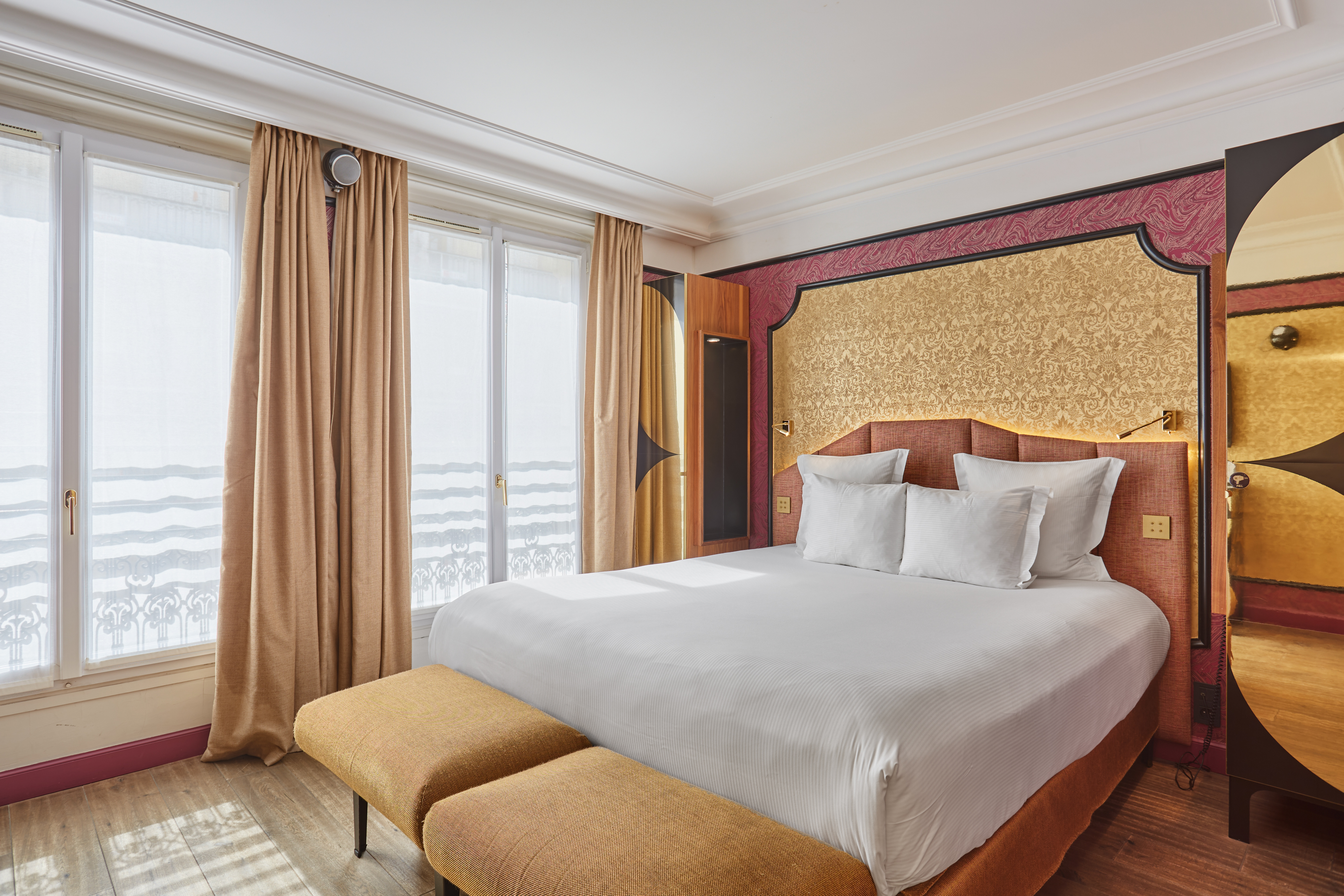 Room at Idol Hotel, PARIS