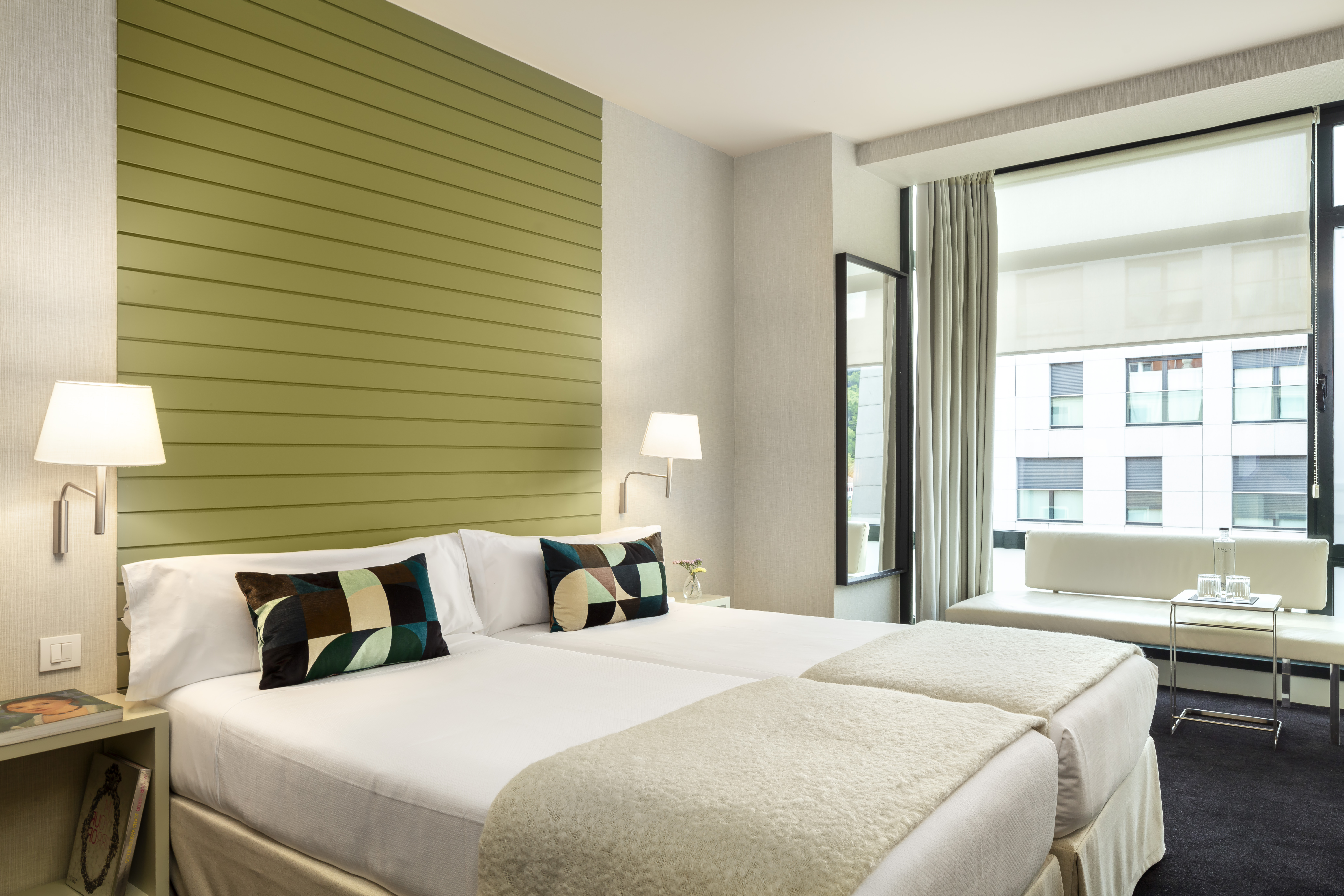Room, Double Bed, City View