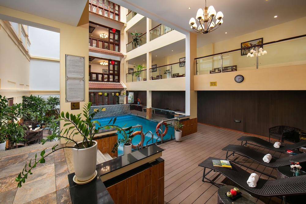 Hanoi Nostalgia Hotel & Spa 45/64