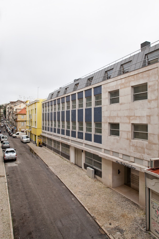 The Lisbonaire Apartments 42/49