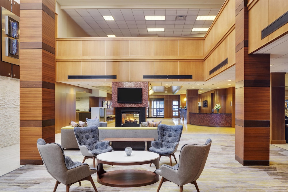 COURTYARD BY MARRIOTT LOGAN AIRPORT 33/49