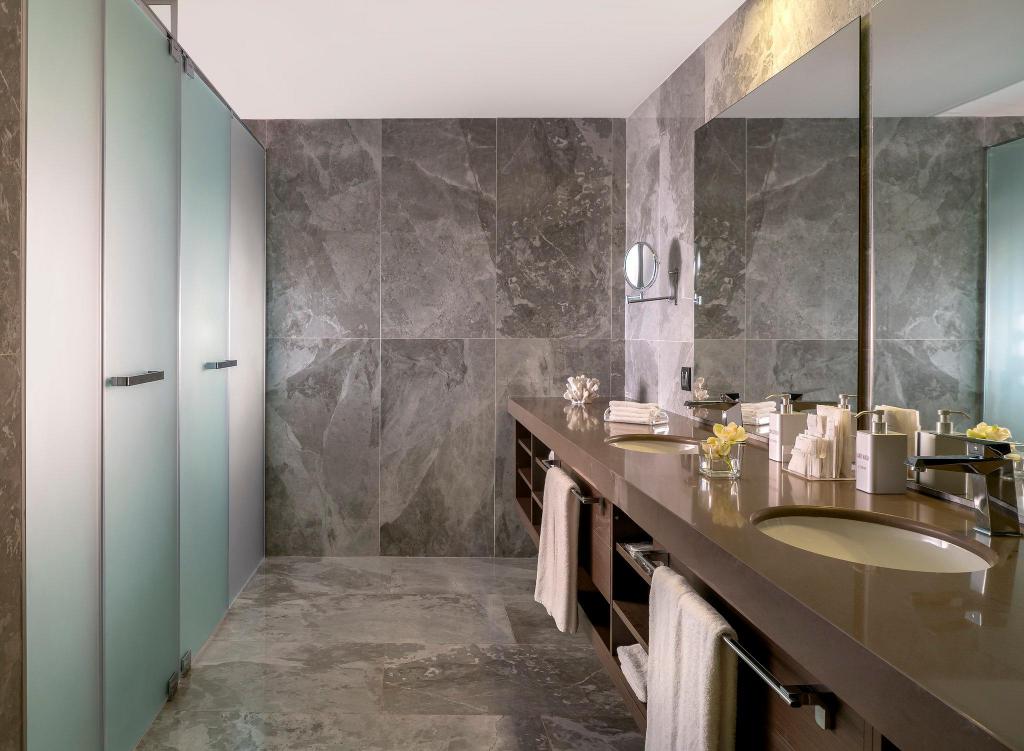 Interior, 2 Bedrooms, Grand, Pool, Suite, King Bed, 2 King Beds, Sea View