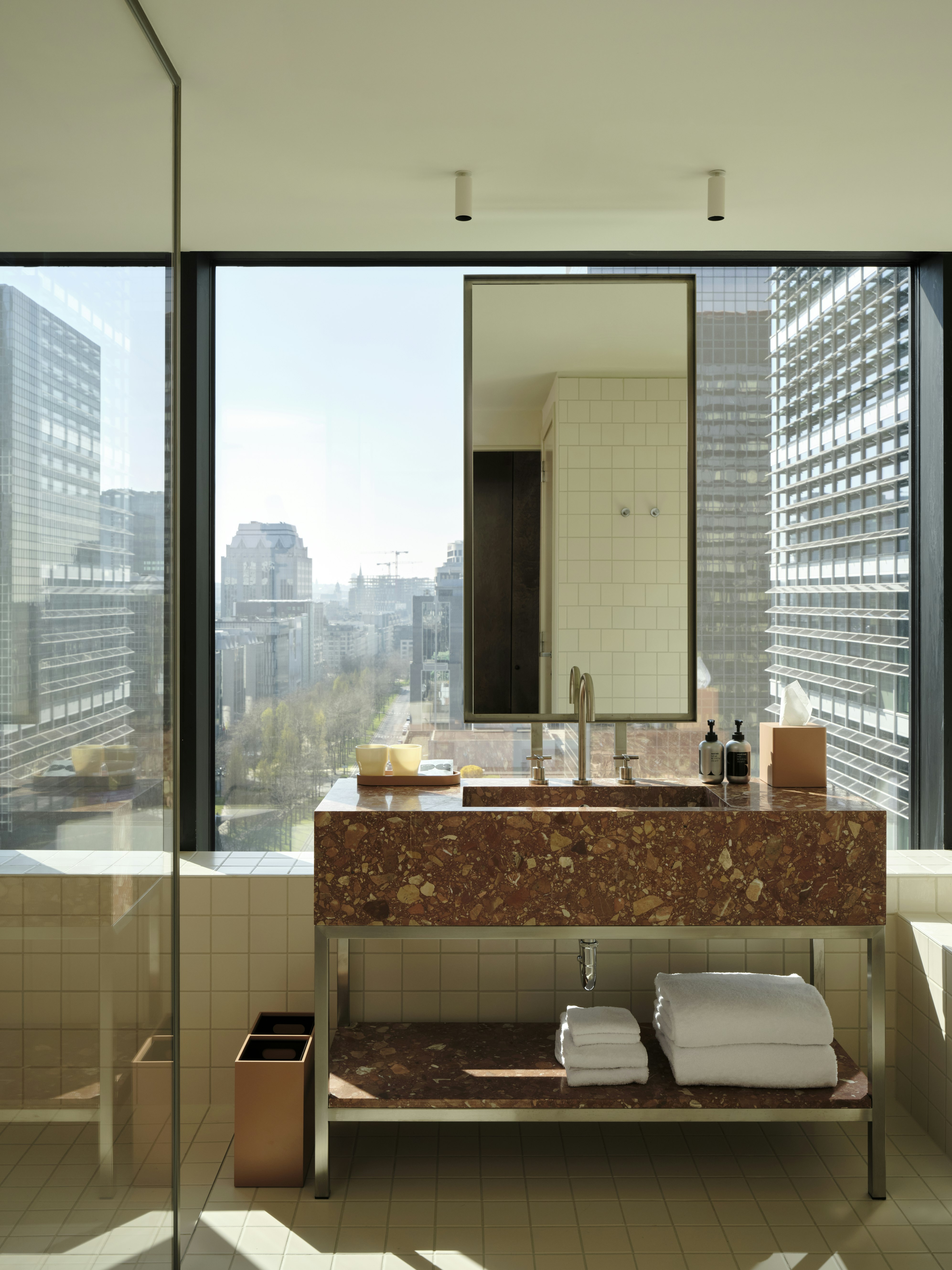 The Standard, Brussels 46/53