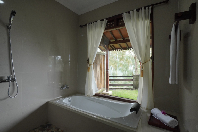 Bawangan Bromo Hotel & Resto 11/11