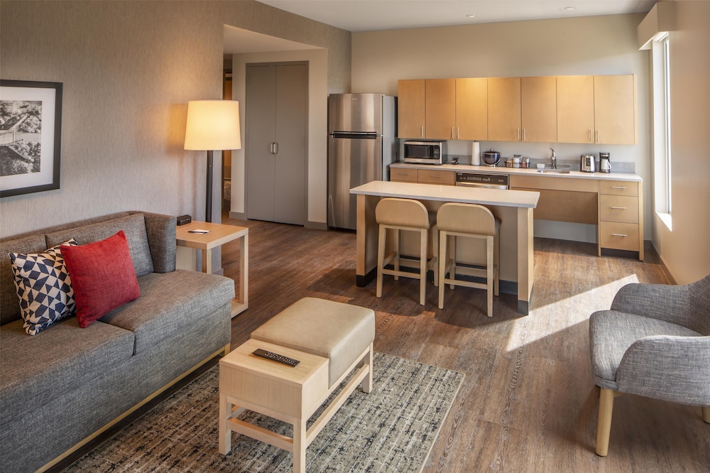 Hyatt Place South Reno 16/36