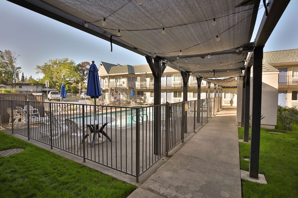 Motel6 Sacramento, CA - Central 37/43