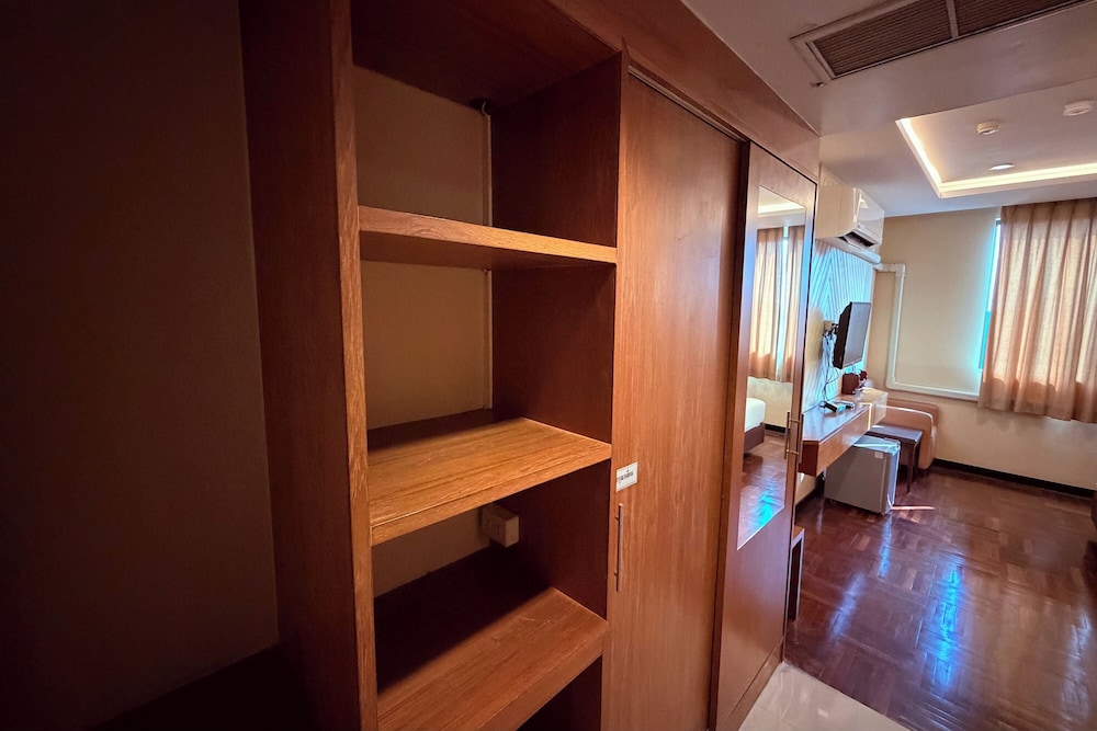 Ayutthaya Grand Hotel 27/41