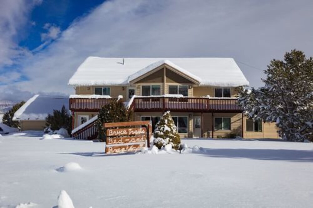 Bryce Trails Bed and Breakfast، سيدار سيتي 4/50