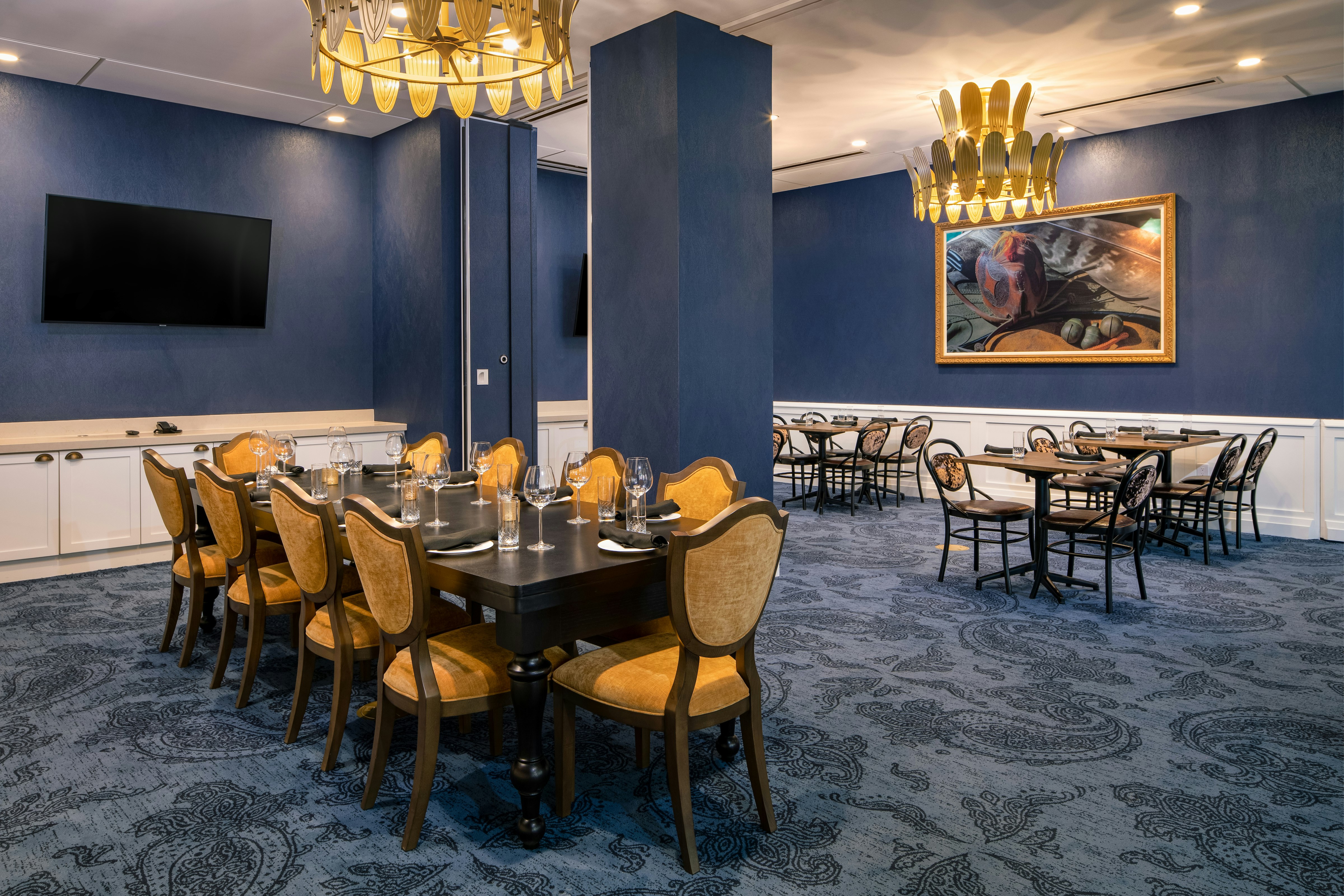 The Peregrine Omaha Downtown Curio Collection By Hilton 39/50