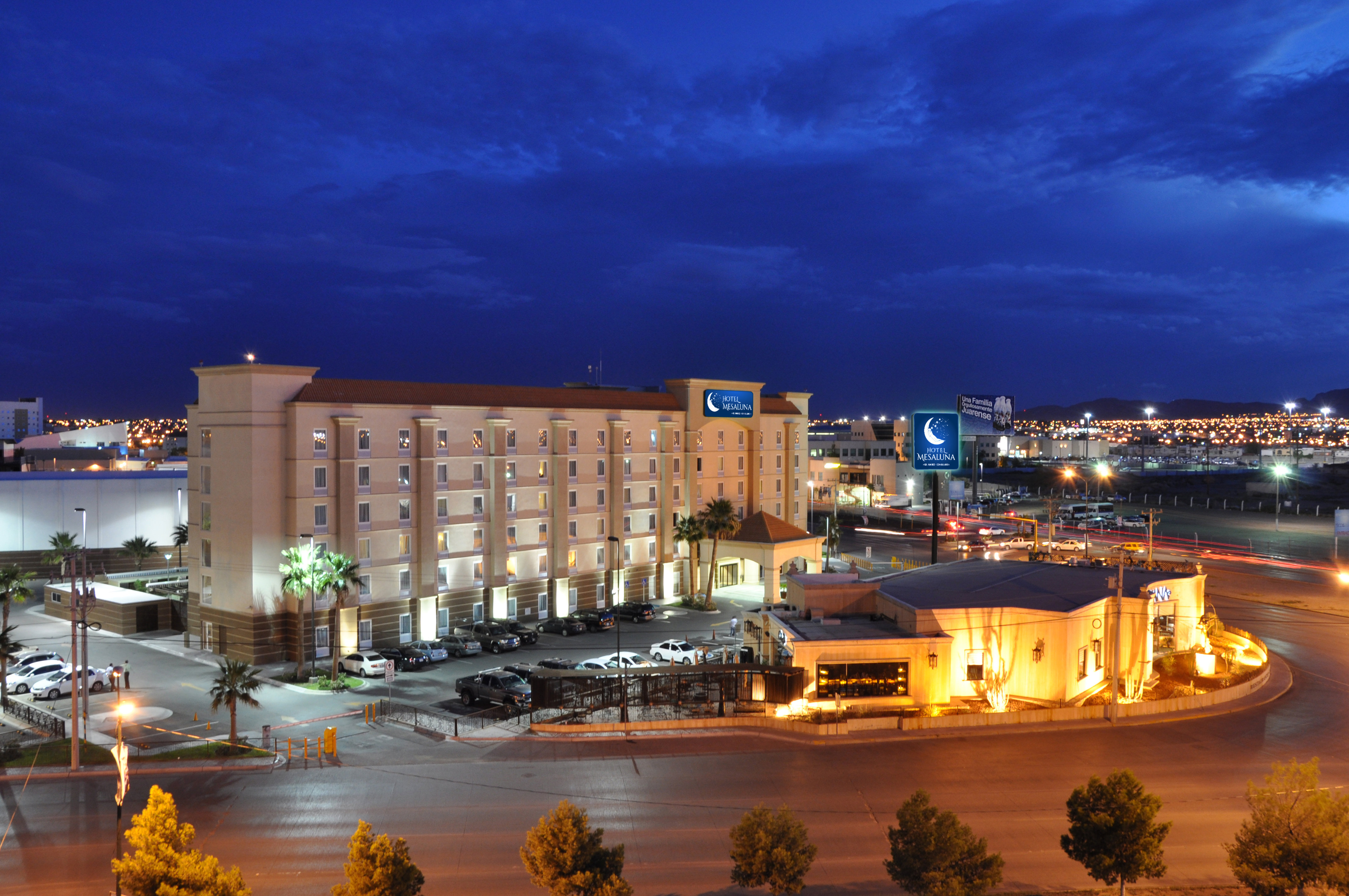 Hotel Mesaluna Near American Consulate Ex Quality Inn Ciudad Juarez Near Consulate 1/11