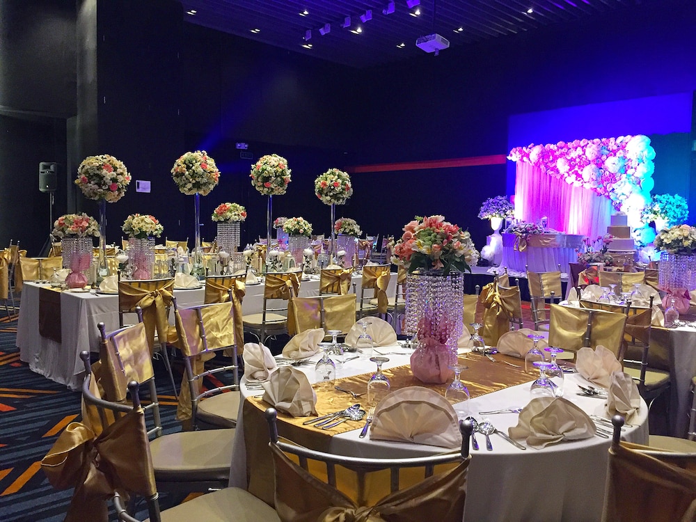B Hotel Quezon City 19/39