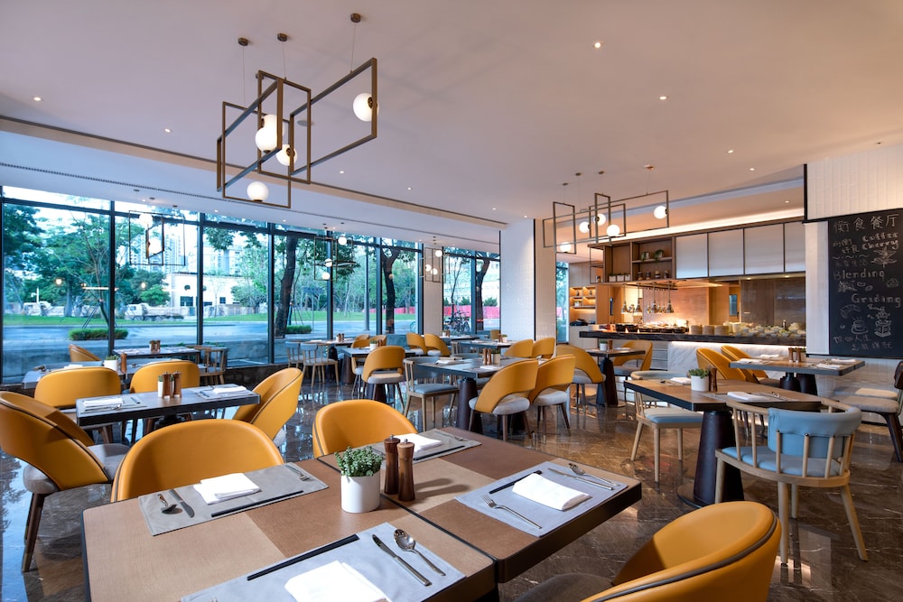 Even Hotels Shenzhen Nanshan 67/76