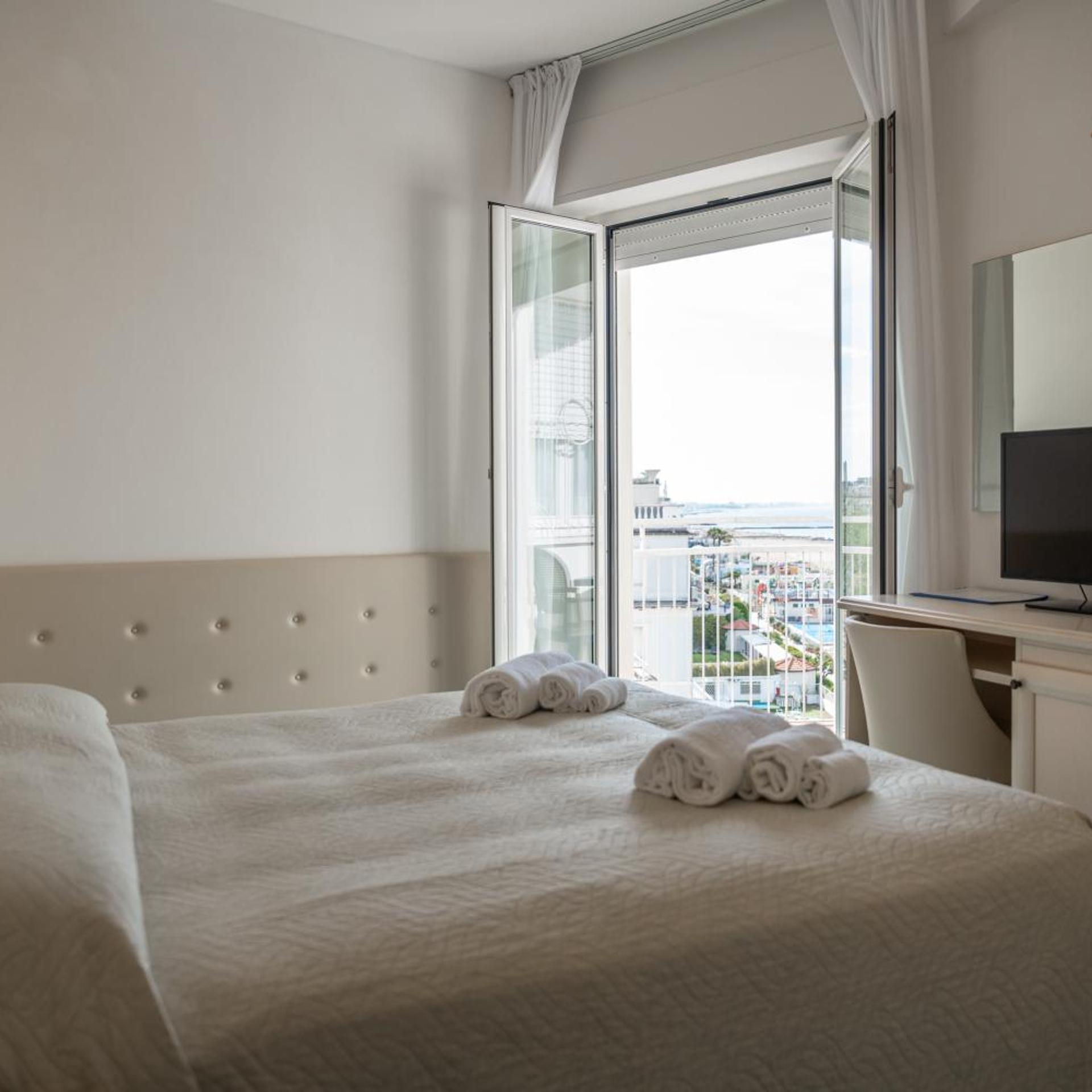 Room, Double Bed, Side Sea View