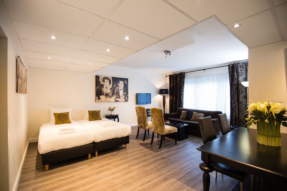 Hotel de Duif 14/50