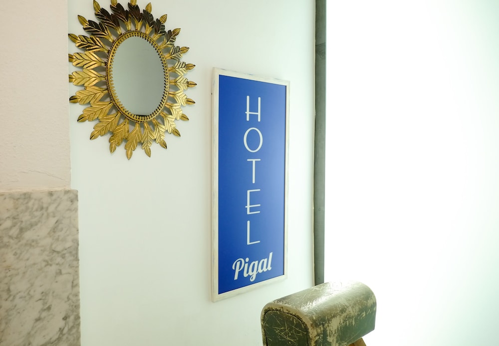 Hotel Pigal 50/68