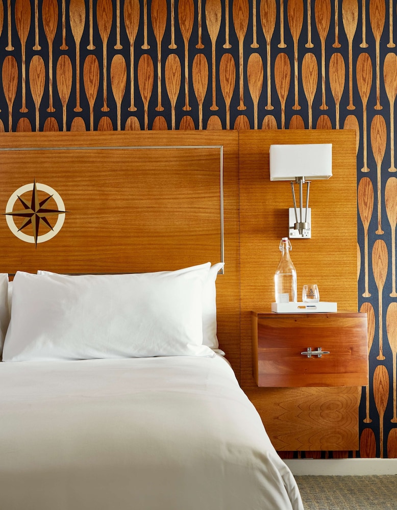 Waterfront Hotel - JDV by Hyatt 26/55