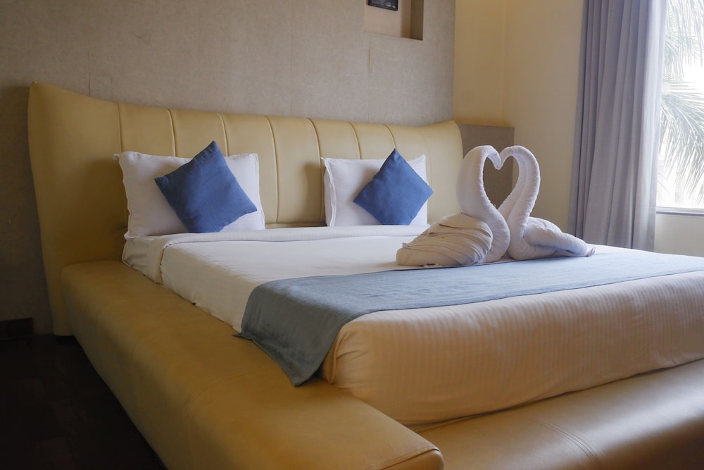 Hotel Sai Miracle 12/49