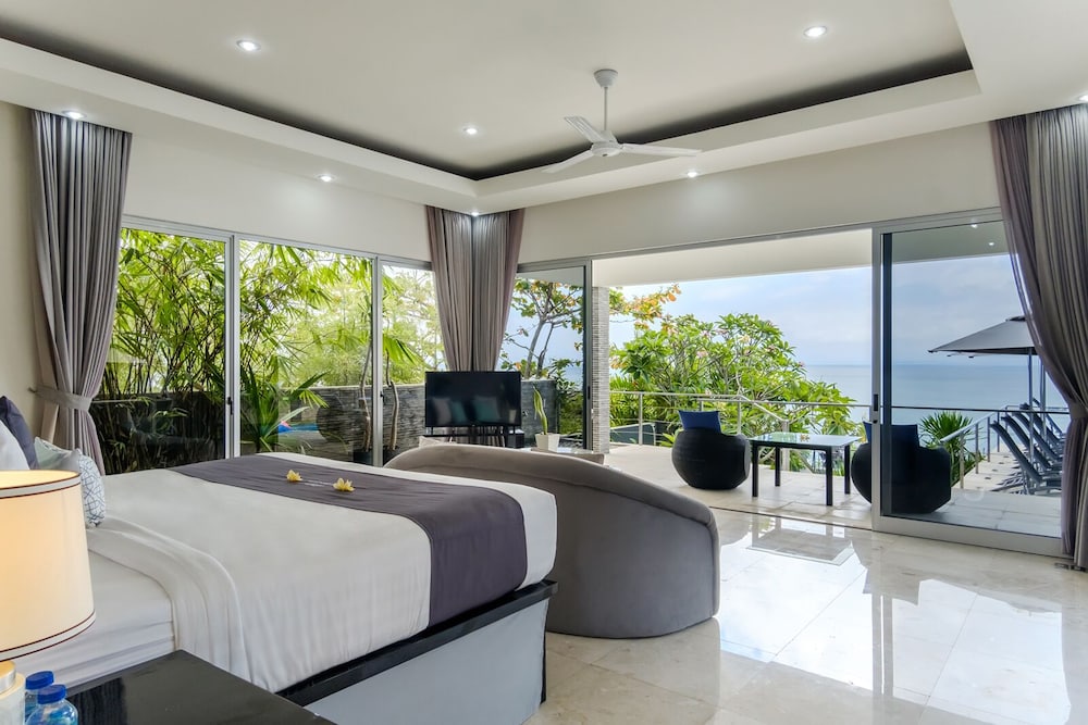 Suluban Cliff Bali Villa 21/50