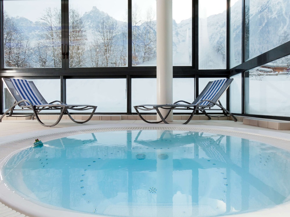 Big Sky Hotel 3/62