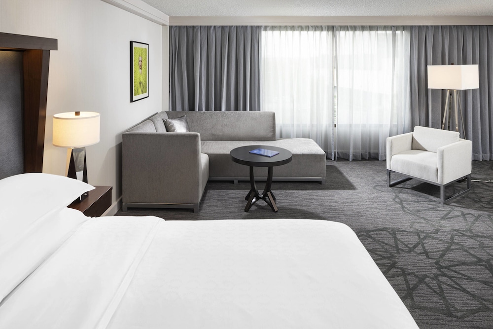 SHERATON BLOOMINGTON HOTEL 7/47