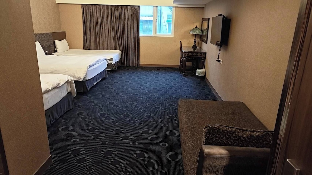 Cai She Hotel 25/48