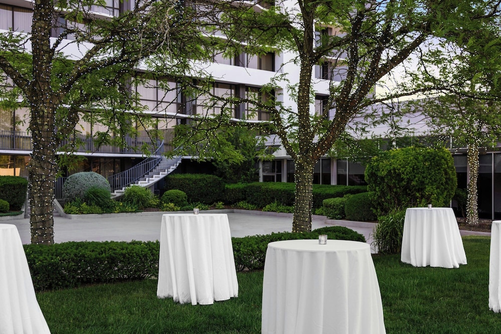 Saddle Brook Marriott 43/50