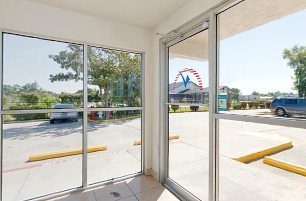 Americas Best Value Inn & Suites Port Arthur 15/25