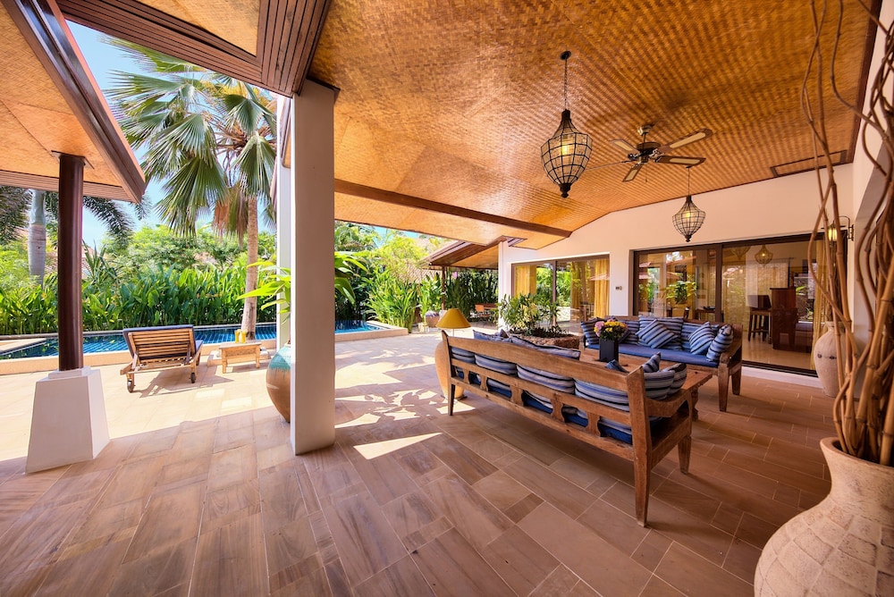 Baan Buaa - 3 Bedroom Beach Side Villa 11/50