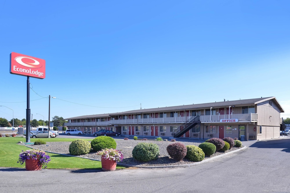 Econo Lodge Kennewick Tri-Cities 4/27