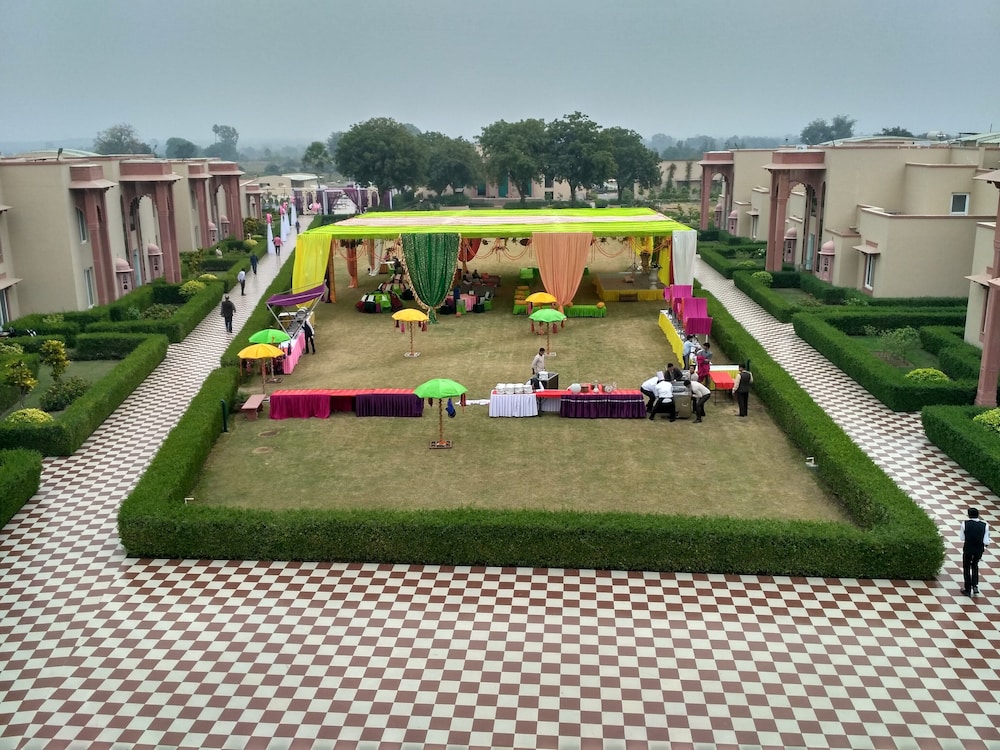 Orchha Palace and Convention Centre 41/50