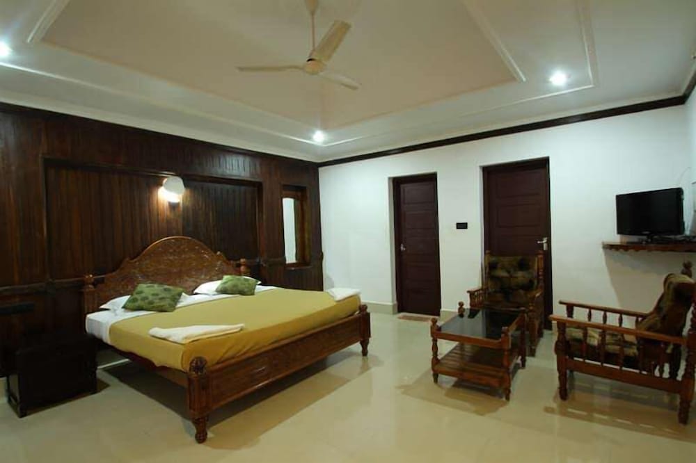 Akhil Beach Resort 10/34