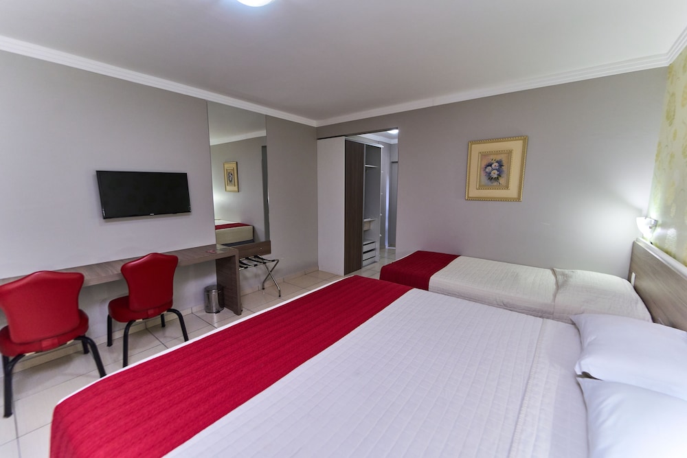 Foz Plaza Hotel 18/76
