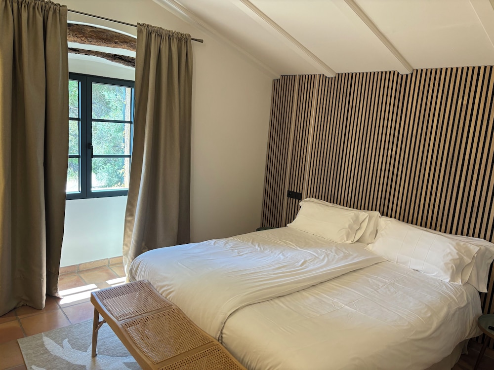 LA POSADA DEL MARQUES 11/50
