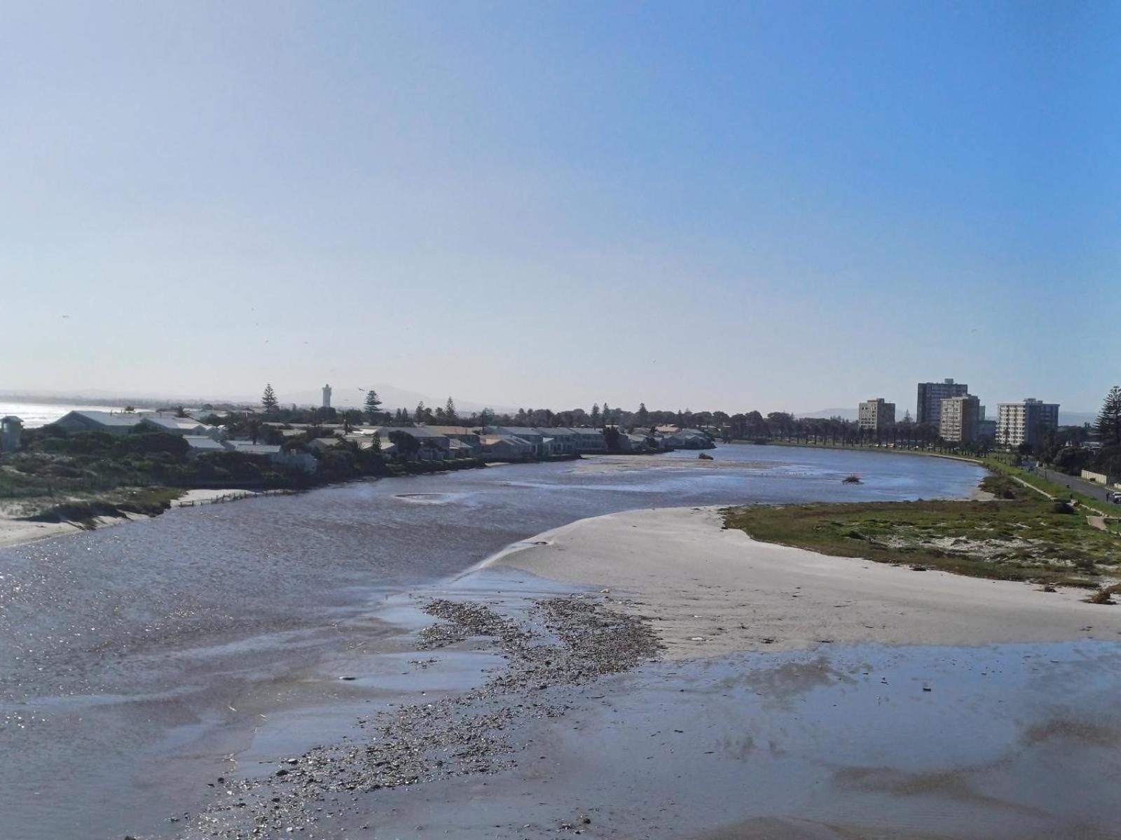 Cape beach penthouse 26/31